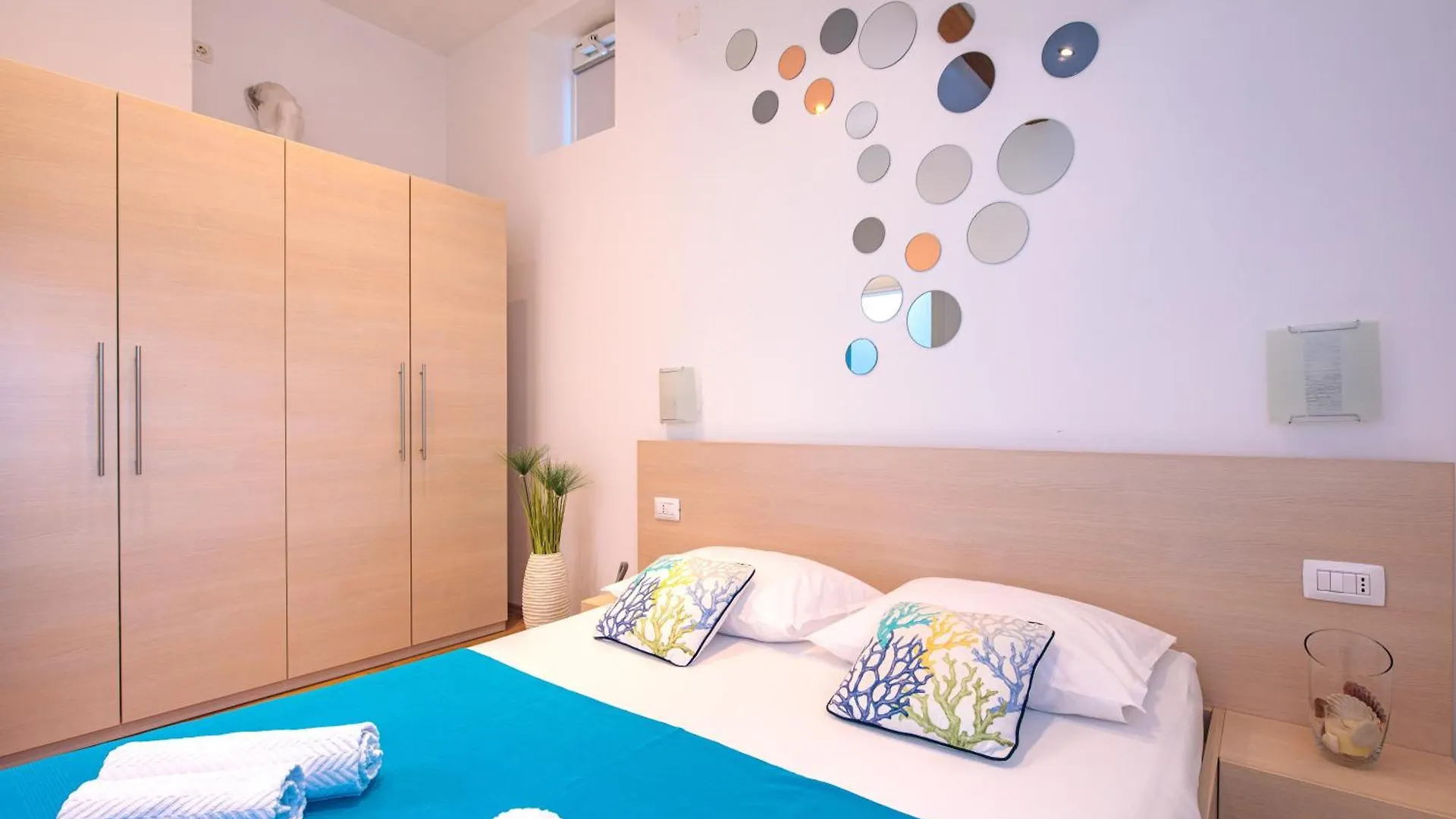 Tamburika Colorful Apartment In Rustica Area Milohnici 크로아티아